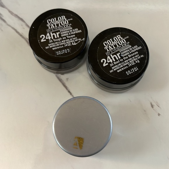Lot bundle of three like new cream crème eyeshadow